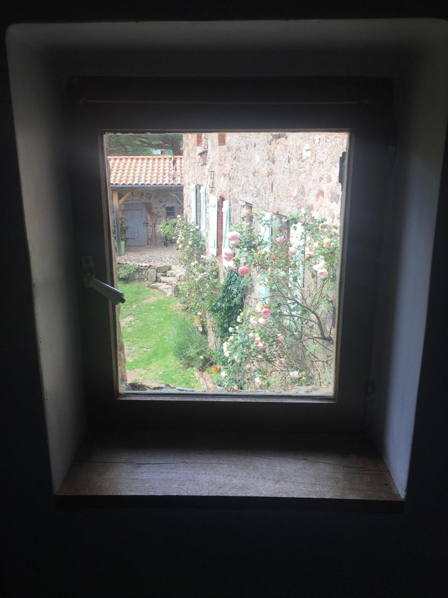Gites De Gobertier Saint-Alban-d'Ay Exteriér fotografie